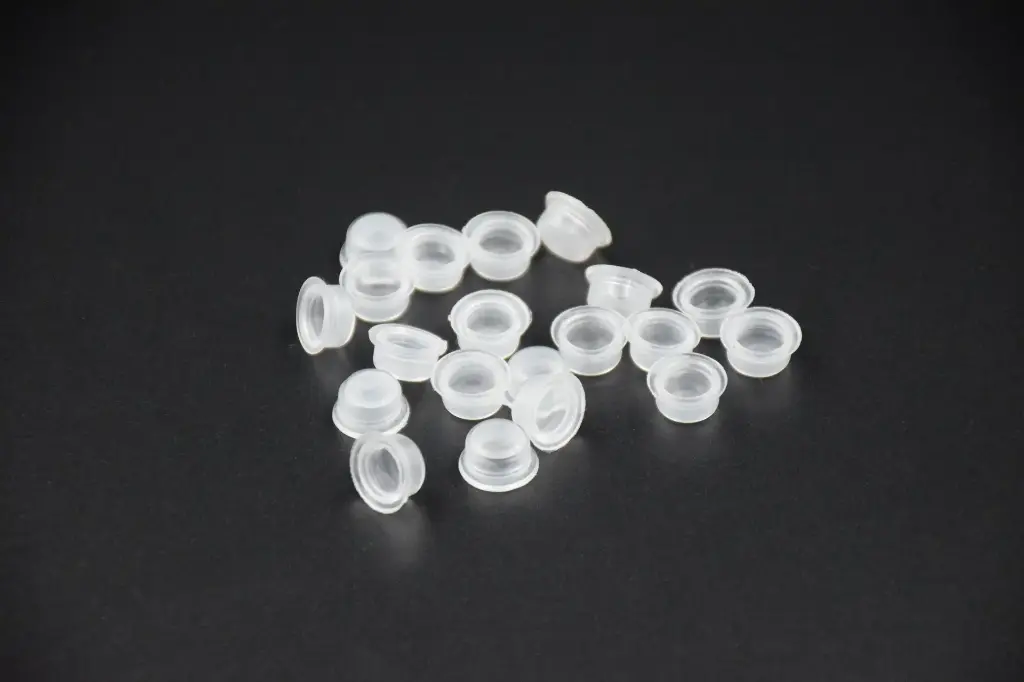 10 bouchons en plastique